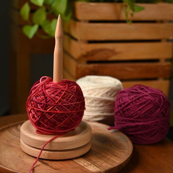 Handmade Holiday Delights: Quick and Easy Knitting and Crochet Projects for Loved Ones
