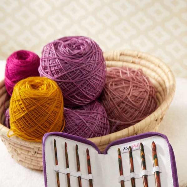 Knitting and Crocheting DIY Christmas Decor with Symfonie Yarns