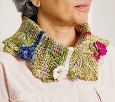  Chameleon Cowl by Nicky Epstein