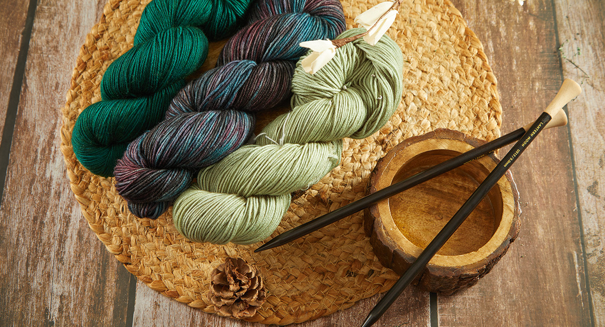 Best Types of Yarn for Dyeing and How They Behave