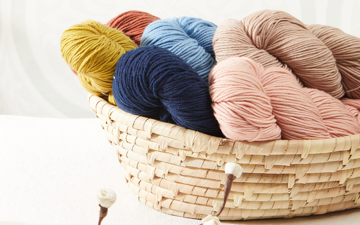 Simple Baby Gifts to Knit or Crochet: Perfect for Newborns